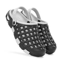 BIRDE Men Clogs image 4