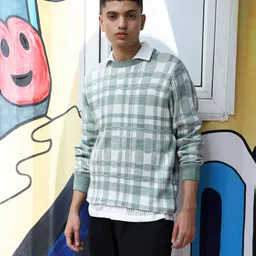 campus sutra Men Solid Turtle Neck Green Sweater image 2