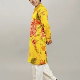 Bittu By Bhama Boys Floral Printed Kurta with Pyjama image 3