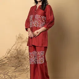 Readiprint Floral Embroidered Mandarin Collar Tunic With Palazzos image 5