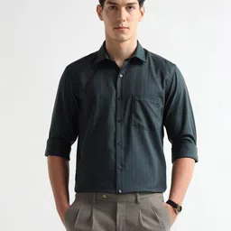 Arrow Men Vertical Striped Spread Collar Cotton Casual Shirt image 4