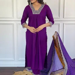 KIWA STUDIO Women Ethnic Motifs Thread Work Kurta & Trousers With Dupatta image 4