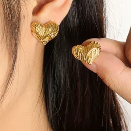 Jewels Galaxy Stainless Steel Gold-Plated Heart Shaped Drop Earrings-picture-23