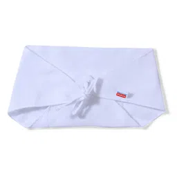 Babyhug 100% Cotton Triangle Cloth Nappies Small Set Of 5 - White image 2