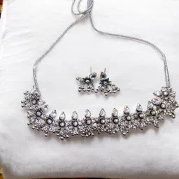 Jolly Faces Stone Studded & Beaded Jewellery Set image 2