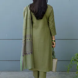 YAMUNE Women Regular Kurta with Trousers & With Dupatta image 4