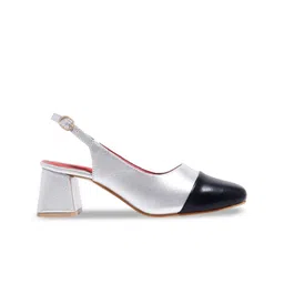 TRASE Women Colourblocked Block Mules with Buckles image 2