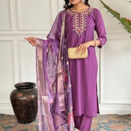 Ethnic 3 You Women Floral Embroidered Regular Thread Work Pure Cotton Kurta with Trousers & With Dupatta image 3