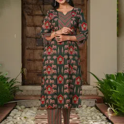 Aramya Ethnic Motifs Printed Notch Neck Pure Cotton Straight Kurta with Trousers-picture-34