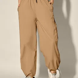 QIOA Women Relaxed High-Rise Easy Wash Trousers image 4