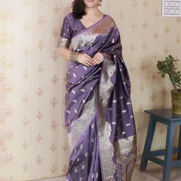all about you Paisley Woven Design Zari Silk Blend Banarasi Saree-picture-11