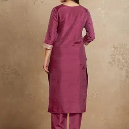 SKYLEE Women Ethnic Motifs Embroidered Kurta with Trousers & Dupatta image 2