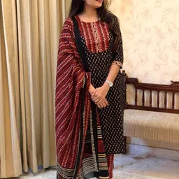 SZN Women Black Cotton Blend Kurta Sets-picture-34