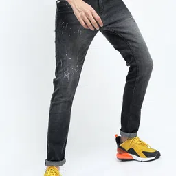 HIGHLANDER Men Slim Fit Mildly Distressed Light Fade Stretchable Jeans image 2