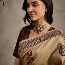 all about you Floral Printed Saree image 3