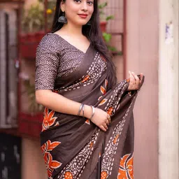KALINI Batik Silk Blend Saree image 4