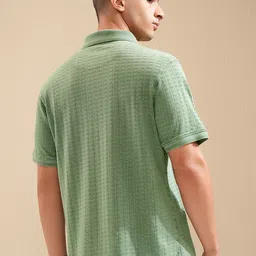 HIGHLANDER Men V-Neck Pockets Slim Fit T-shirt image 5