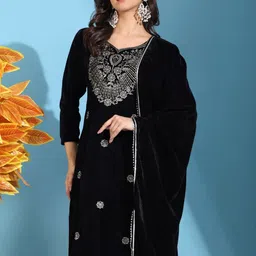 Moda Rapido Women Ethnic Motifs Embroidered Regular Thread Work Velvet Kurta with Trousers & With Dupatta image 4