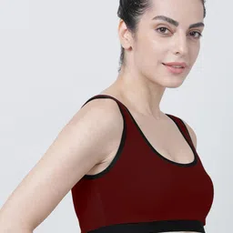 Lovable Sport Women ReversibleFull Coverage Everyday Bra image 3