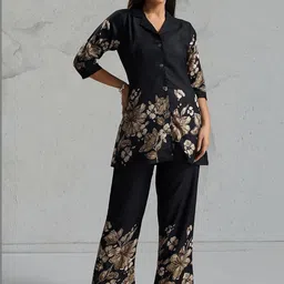 Chandanicollection Women Floral Printed Regular Pure Cotton Kurti with Trousers image 4