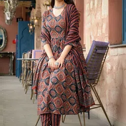 C J Enterprise Women Ethnic Motifs Printed Empire Kurta with Trousers & With Dupatta-picture-19