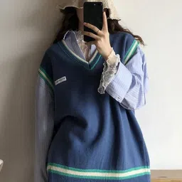 StyleCast x Revolte V-Neck Longline Sweater Vest-picture-23