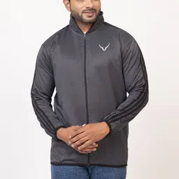 BUFFARO Men Brand Logo Colourblocked Lightweight Sporty Jacket-picture-37