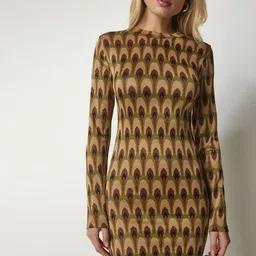 Happiness istanbul Printed Long Sleeves Bodycon Dress-picture-37