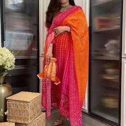 Moda Rapido Women Printed Regular Kurta with Trousers & With Dupatta image 5