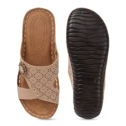 SIRDENILL Women Woven Design Slip-On Open Toe Flats image 4