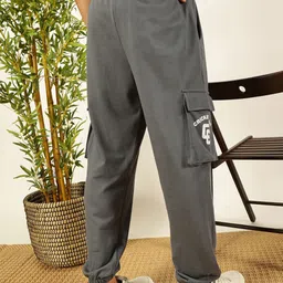 Thomas Scott Men Printed Relaxed Fit Mid Rise Joggers image 4