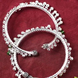 JOHARKAMAL Silver-Plated Artificial Stones Studded & Beaded Oxidised Kadiyam Style Anklets-image-4