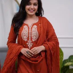 J.KANJI Women Ethnic Motifs Printed Kurta with Trousers & Dupatta image 3