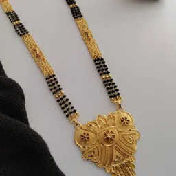 OM KRISHIV COLLECTION Gold-Plated Artificial Beads Mangalsutra image 2