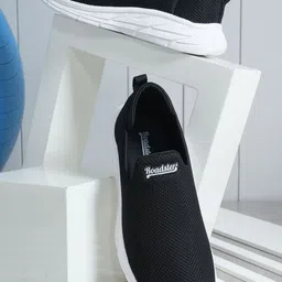 Roadster The Lifestyle Co. Men Mesh Running Non-Marking Shoes-image-2
