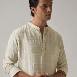 Banana Club Subtle Striped Mandarin Collar Long Roll-Up Sleeves Straight Kurta image 4