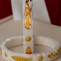 TANVI J Plastic Gold-plated Peacock-Fish Shakha Pola, Red and White Combo image 4