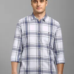Louis Philippe Sport Men Slim Fit Tartan Checked Spread Collar Cotton Casual Shirt-image-91