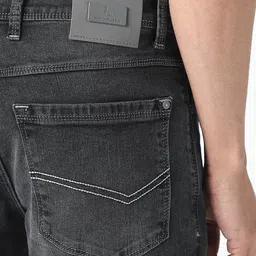 VAN HEUSEN DENIM LABS Men Slim Fit Mid-Rise Light Fade Jeans image 2