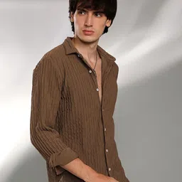 Campus Sutra Men Comfort Spread Collar Solid Casual Shirt image 4