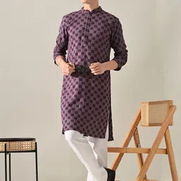 KUNDALI KAKSHAY Men Regular Kurta with Pyjamas image 5