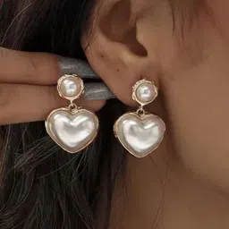 Estailo fashion Pearls Studded Heart Shaped Drop Earrings image 3