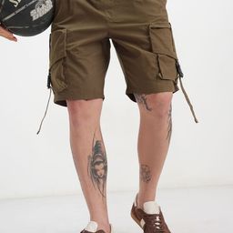 HIGHLANDER Men Relaxed Fit Mid-Rise Cotton Cargo Shorts-picture-14