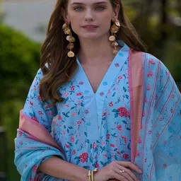 Fashion2wear Women Floral Printed Regular Chanderi Silk Kurta with Trousers & With Dupatta image 4