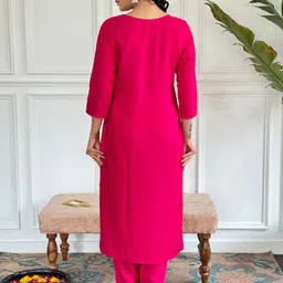 VS MALL Women Ethnic Motifs Embroidered Regular Thread Work Kurta with Patiala & With Dupatta image 5