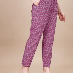 Berrylicious Paisley Printed Pure Cotton Straight Kurta & Trousers With Dupatta image 3