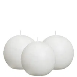 aromatic fables Vanilla Set Of 3 White Color Round Candles image 2