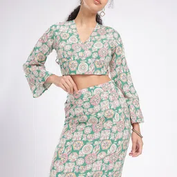 fusion by glitchez Floral Printed V-Neck Styled Back Co-Ords with Slits image 2