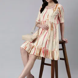 SHOWOFFFF Dyed Thread Work Thread Work Pleated Kurti image 2