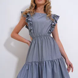 Trend Alacati stili Cut-Out Detail Tiered Fit & Flare Dress-image-32
